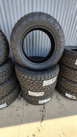 New  Lt275/60/20 Toyo OPEN COUNTRY A/T III  price is firm