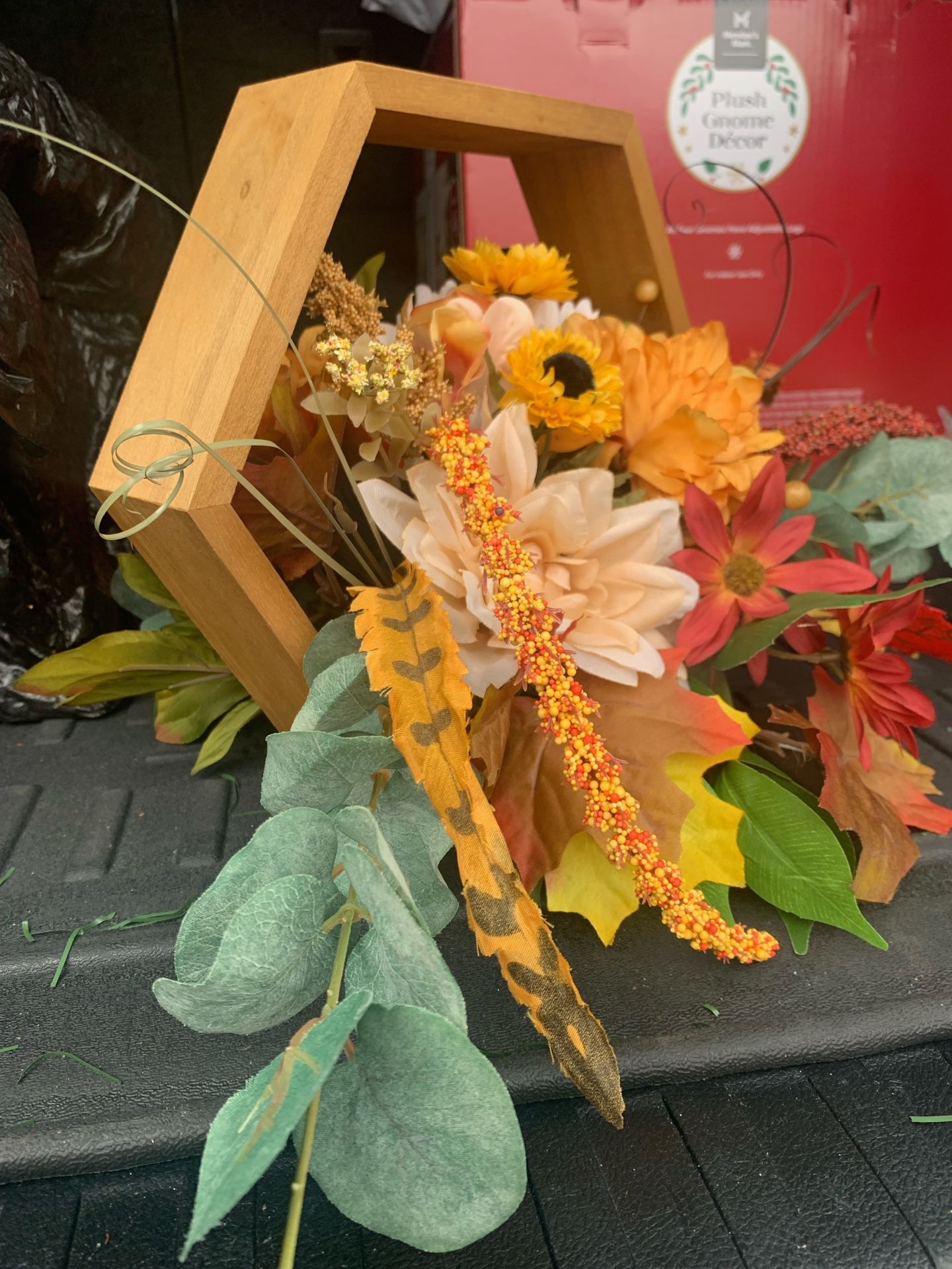 Fall Wooden Hexagon Decor 