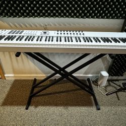 Arturia Keylab 88 Controller Keyboard 