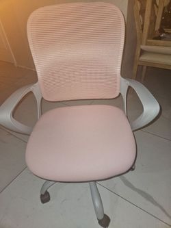 Pink Mesh Office Chair