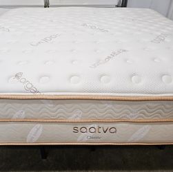 LIKE NEW! Saatva Classic 14.5" Firm King - Delivery Available