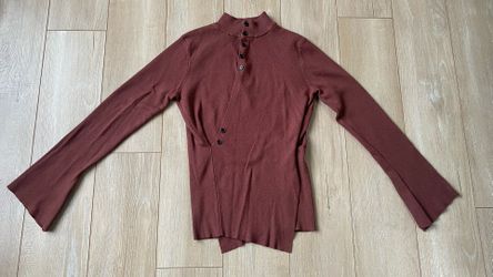 Elegant Women’s Brown Sweater