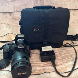 Canon T5i DSLR Camera + 18-135mm Lens + Bag (Complete Kit)