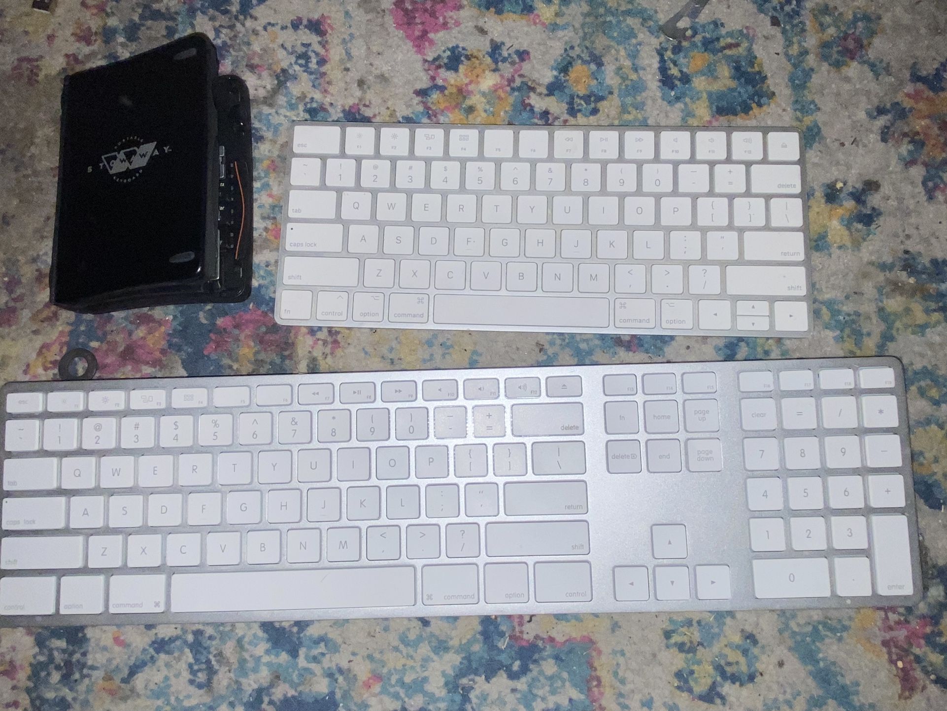 Keyboards Portable Bluetooth ,Apple And Touchscreen 2 In One Labtop