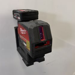 Milwaukee four-point laser