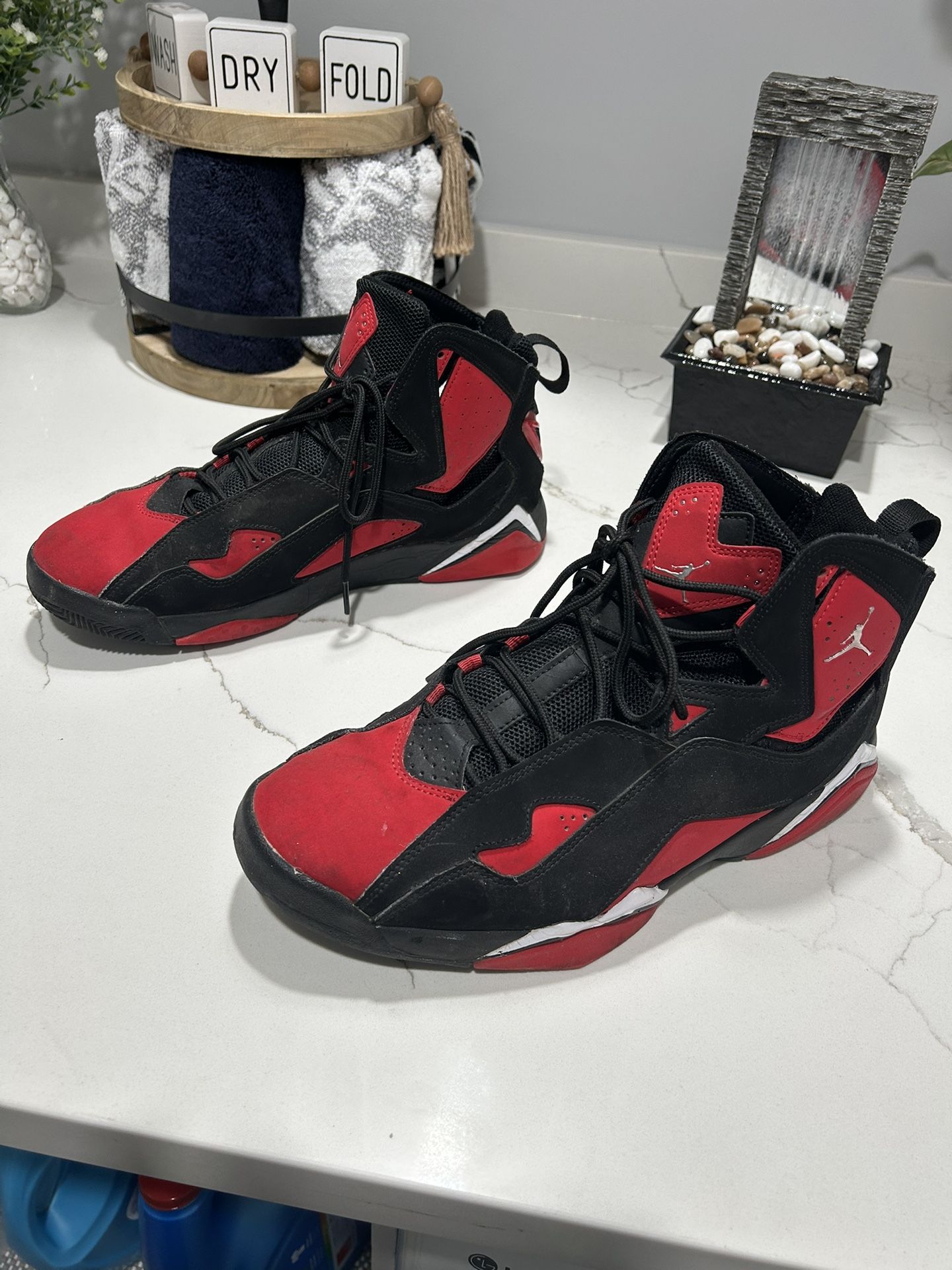 Jordan True Flight Black/red Size 11