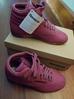 Reebok women Freestyle Hi Face Sneaker 