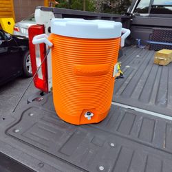 RUBBERMAID  WATER COOLER 5 GAL CUP HOLDER ORANGE