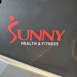 Foldable Rower Machine by Sunny Fitness