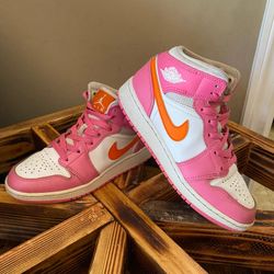 Nike 