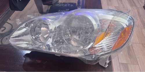 Headlight left for Toyota Corolla 2003