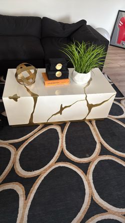 Living Room Table