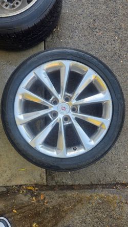 Cadillac wheel P245/45R19