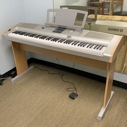 Yamaha DGX-505 Portable Grand Piano 