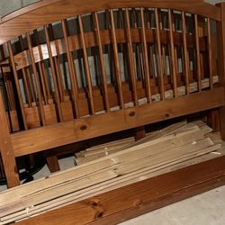 Full And Queen Bed With Headboard Footboard And Slats.