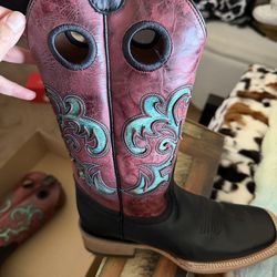 Brand new in box Circle G western boots