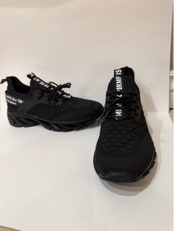 New Men's Elevator Sneakers | 2.3in Height Boost | Size 10–10.5 | Chopben | Never Worn