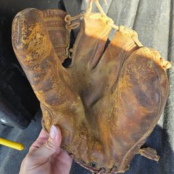 Vintage Rawlings Leather Baseball Glove