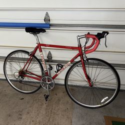 Lemond Tourmalet Road Bike — Classic & Well-Maintained