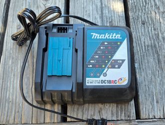 Makita Battery Charger