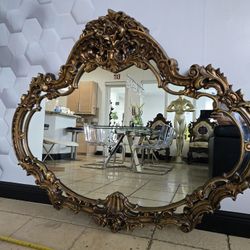 Vintage Large  Baroque-style 
