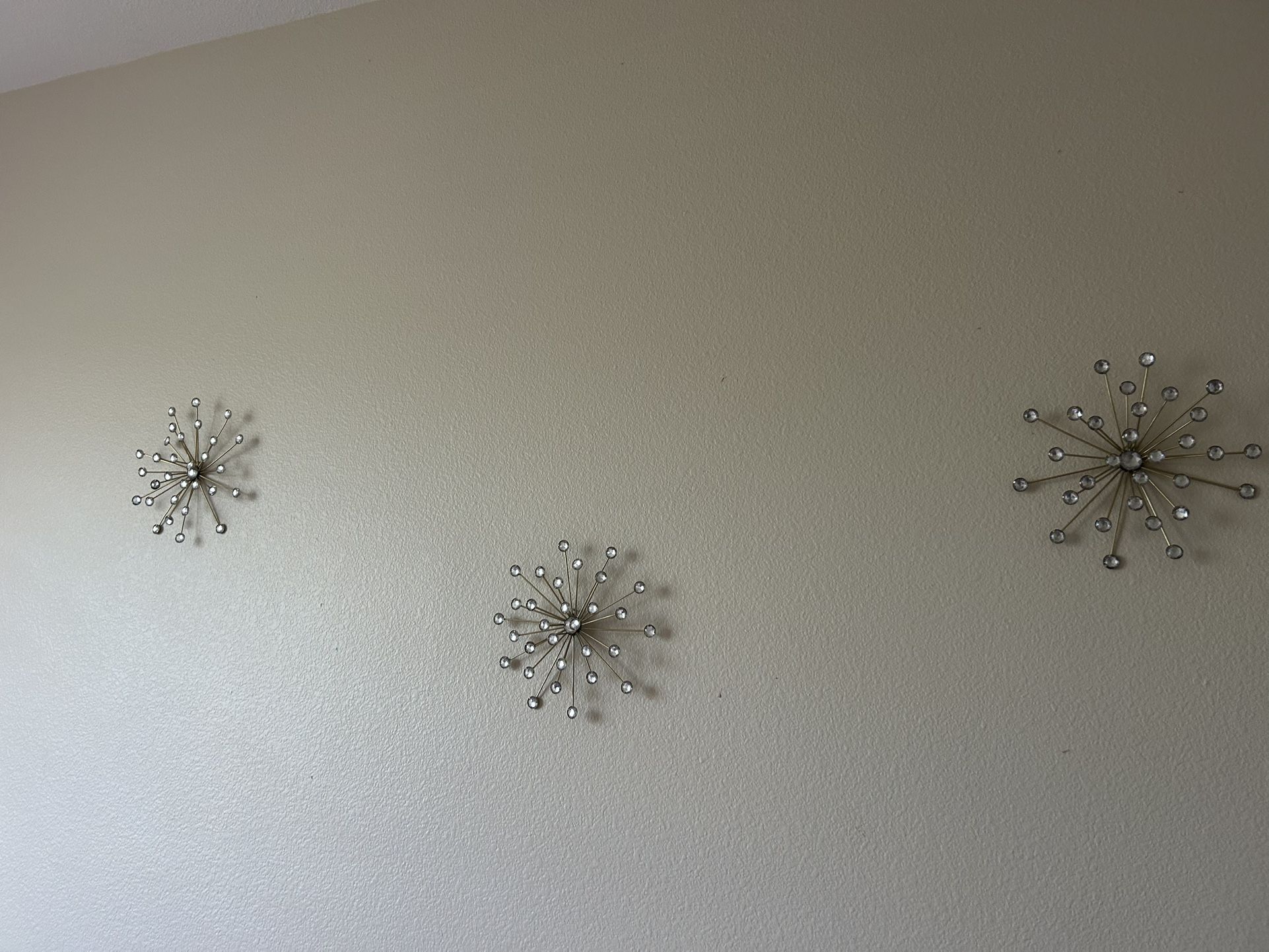 Twinkle diamond wall decor