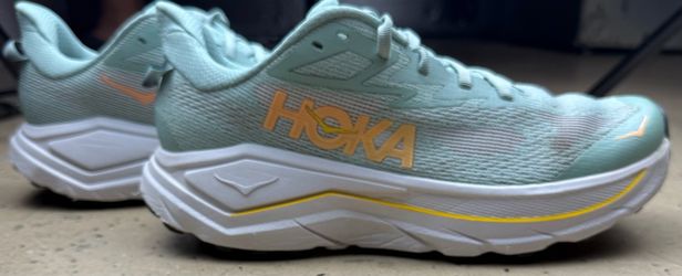 Hoka Women's Size 9.5D