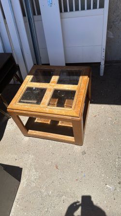 4 square glass table