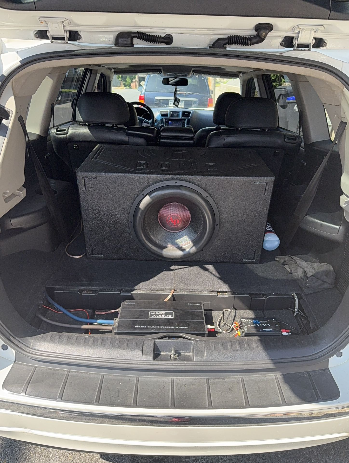 15 Audio Pipe Quad With Amp 8000 Watts $400