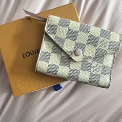 Lv Damier Azur Wallet