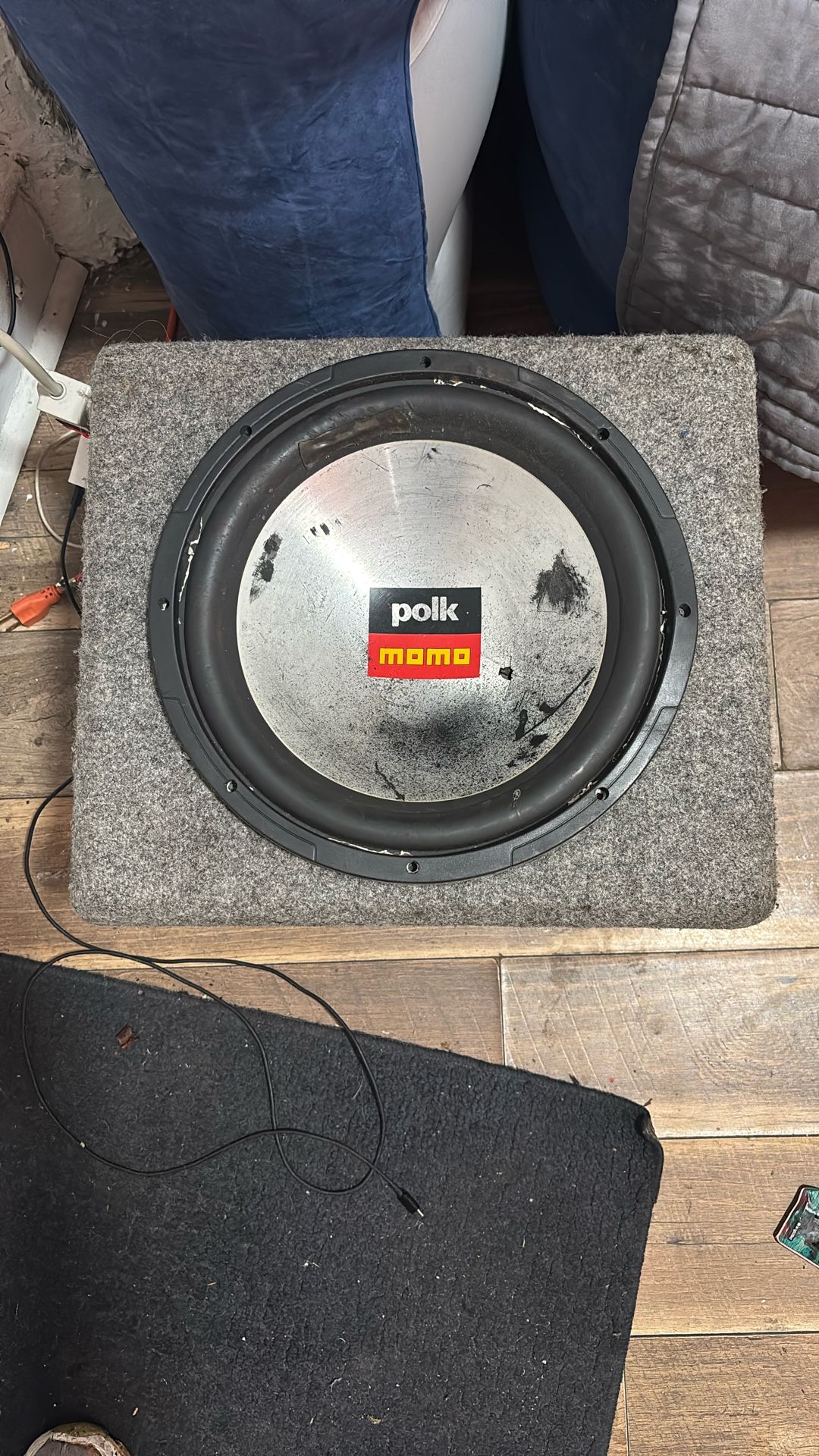 POLK MOMO “8” Subwoofer