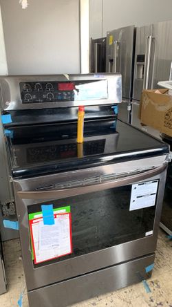 LG Electric Stove