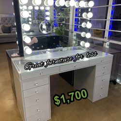 Impressions Vanity With Bluetooth Mirror Brand New
