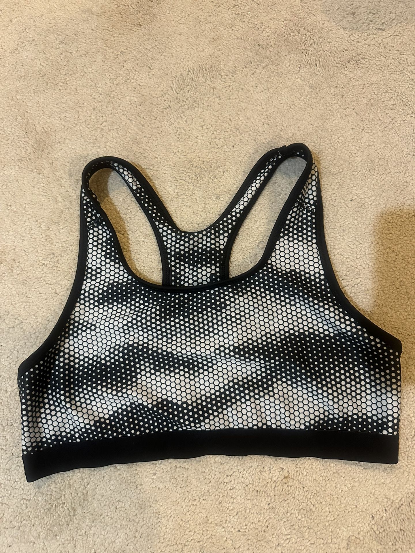 Women’s Sports Bra