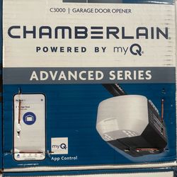 Chamberlain C3000 1/2 HP Garage Door Opener Chain Drive With Backup Battery