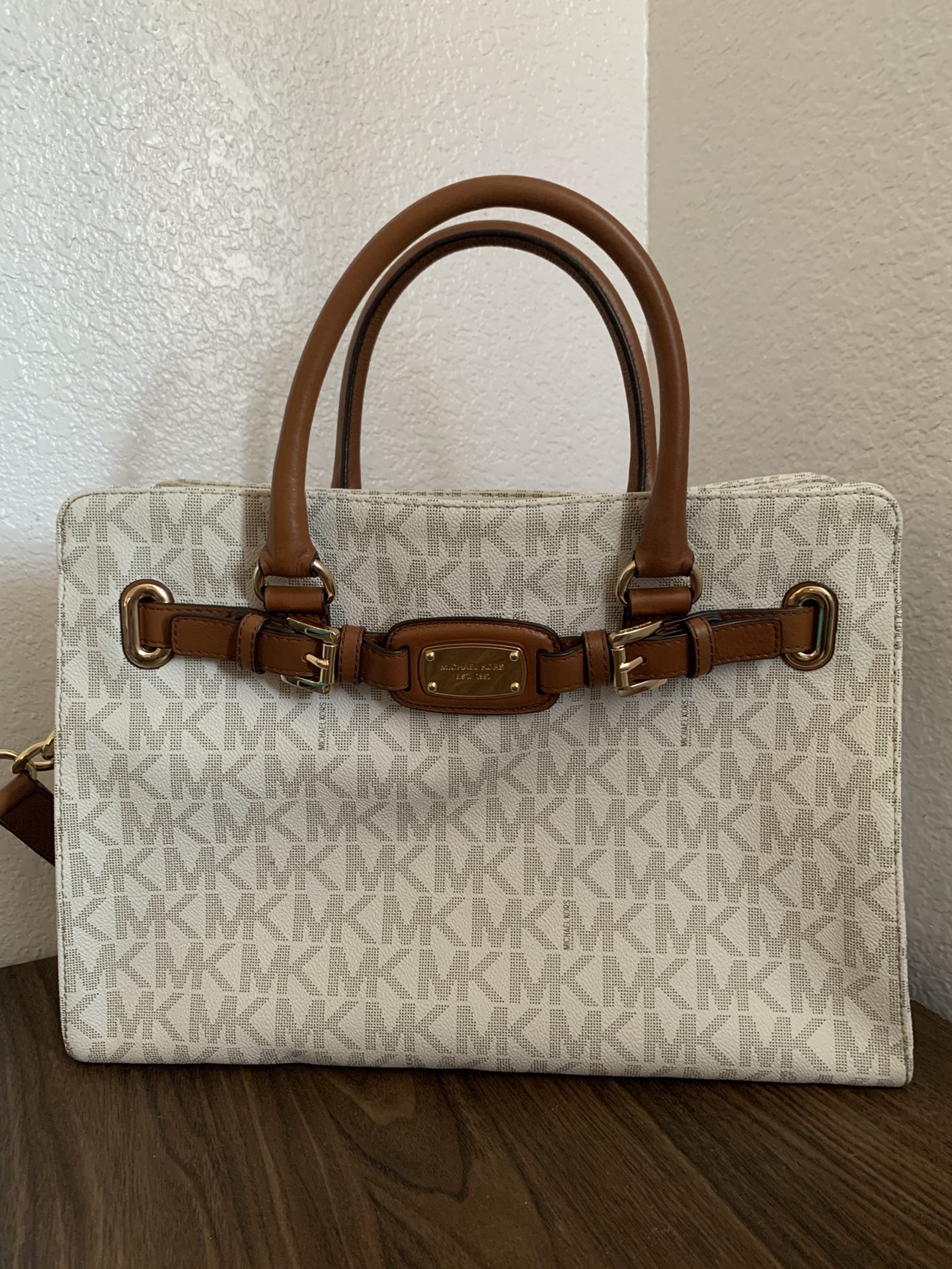 Michael kors handbag