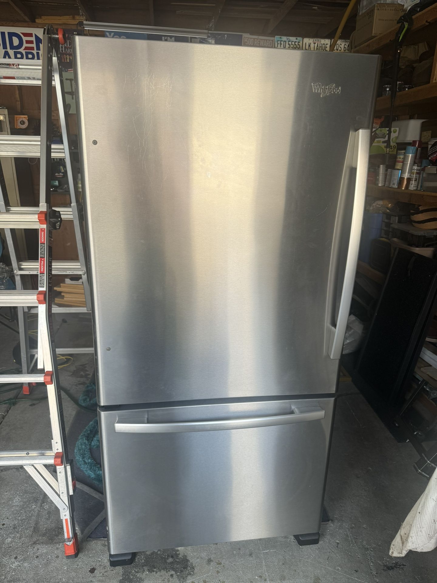 Whirlpool Refrigerator 