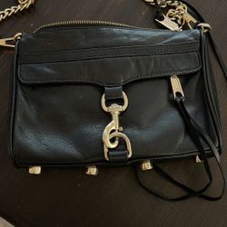 Black And Gold Leather Purse 