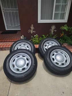 Original Dealer Tires and Rims, Ford Truck