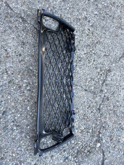 Brand New 2016 Lexus GS350 F Sport Lower Front Grill