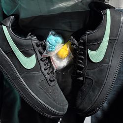 Air force 1 Tiffany and Co size 9