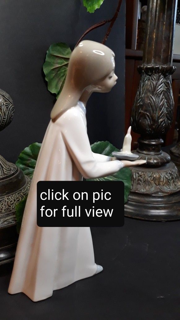 Lladro "Girl With Candle" glossy figurine #4868