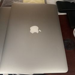 2015 MacBook Air – 256GB (Silver) – $200 OBO