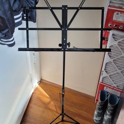 Music Stand by Eastman music company foldable compact