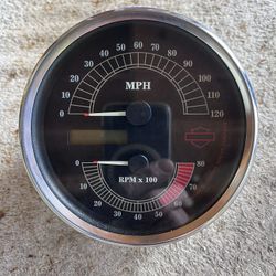 Harley Davidson 2005 Stock Speedometer, Low Miles On It