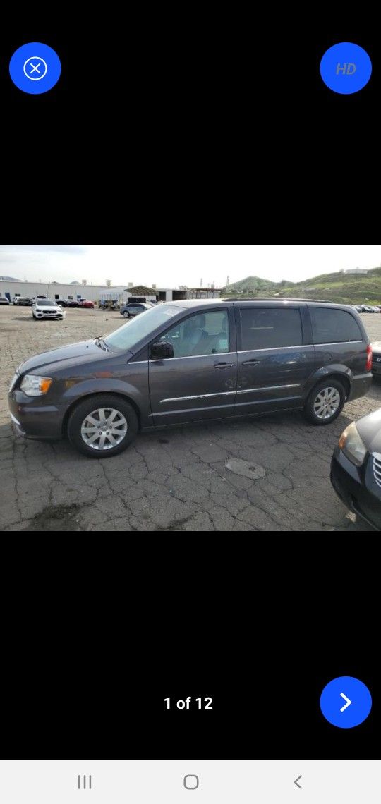 2015 Chrysler Town & Country