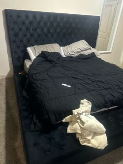 King size bed with mattress