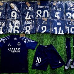Soccer uniforms uniformes de fútbol playeras playera fútbol Set includes full kits conjuntos completos uniformes para equipos equipo 👇READ THE DETAIL
