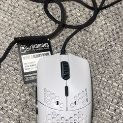 Glorious Model O - Gaming Mouse (Glossy White)