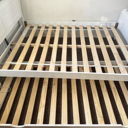 White Trundle Bed 
